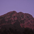 夏登山　赤岳3　赤く染まる山