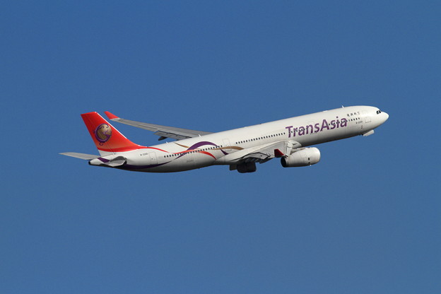 A330 秋空ニ B-22101 TransAsia